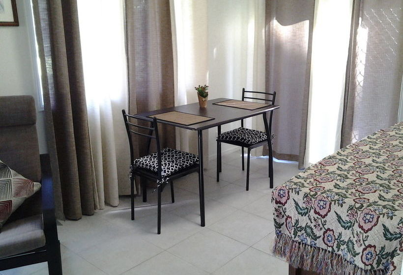 Bottlebrush B&b | Tinana | Queensland | Australia 6