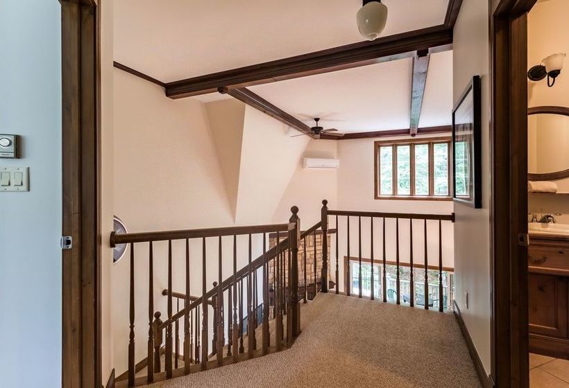 Les Manoirs - Rvmt | Mont Tremblant | Quebec | Canada 9