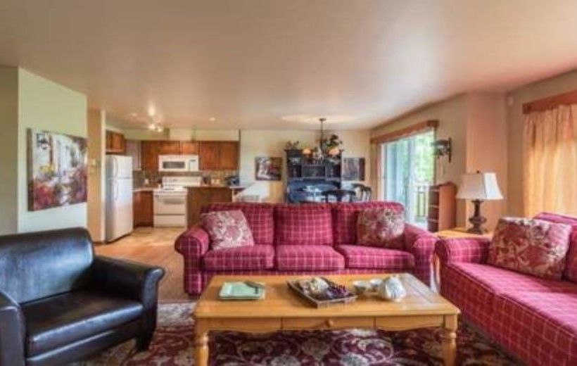 Les Hauts Bois | Mont Tremblant | Quebec | Canada 11