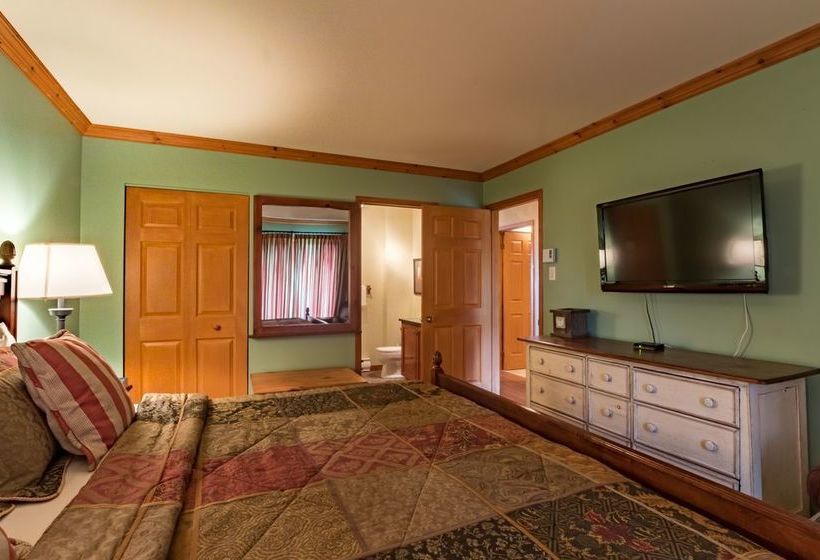 Les Hauts Bois | Mont Tremblant | Quebec | Canada 3