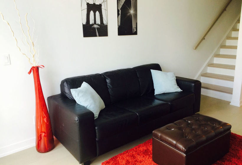 Elites Suites One Bedroom Townhouse | Toronto | Ontario | Canada 10