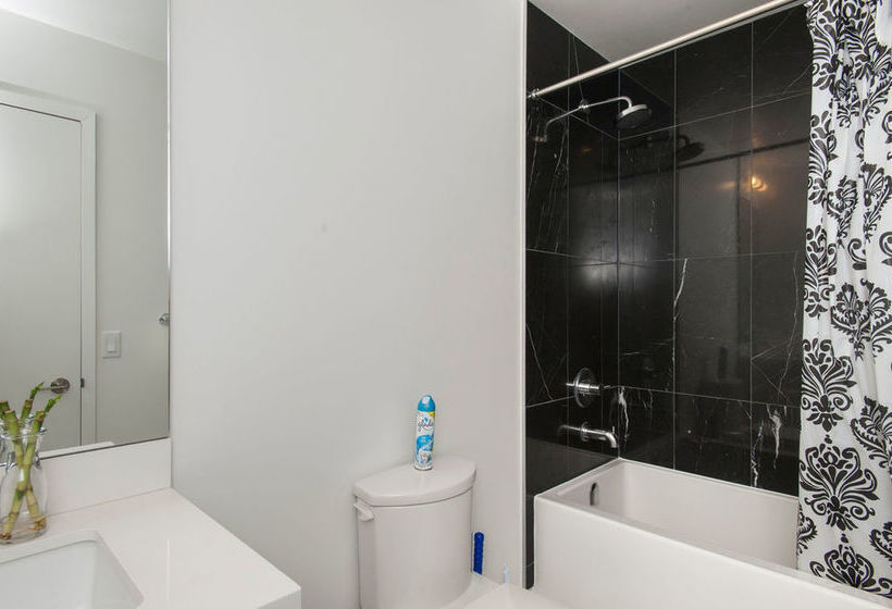 Elites Suites One Bedroom Townhouse | Toronto | Ontario | Canada 19