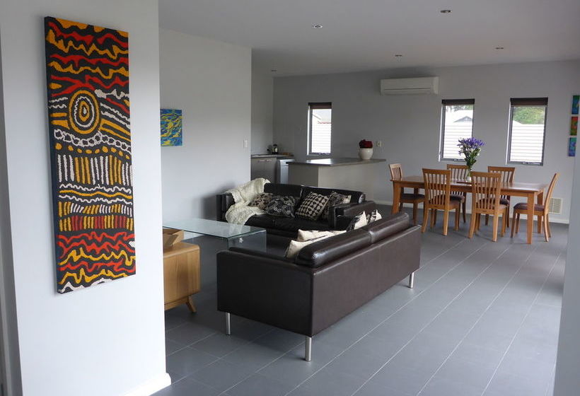 Parker Eco House Albany