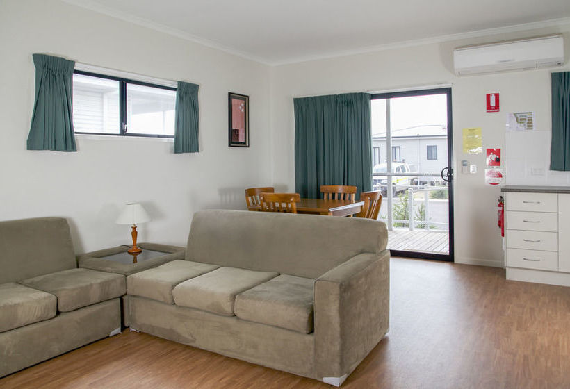 Sundowner Cabin And Tourist Park | Whyalla | South Australia | Australia 11