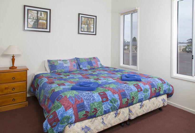 Sundowner Cabin And Tourist Park | Whyalla | South Australia | Australia 2