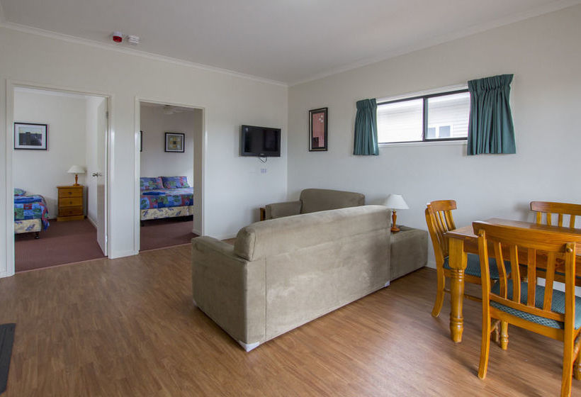 Sundowner Cabin And Tourist Park | Whyalla | South Australia | Australia 6