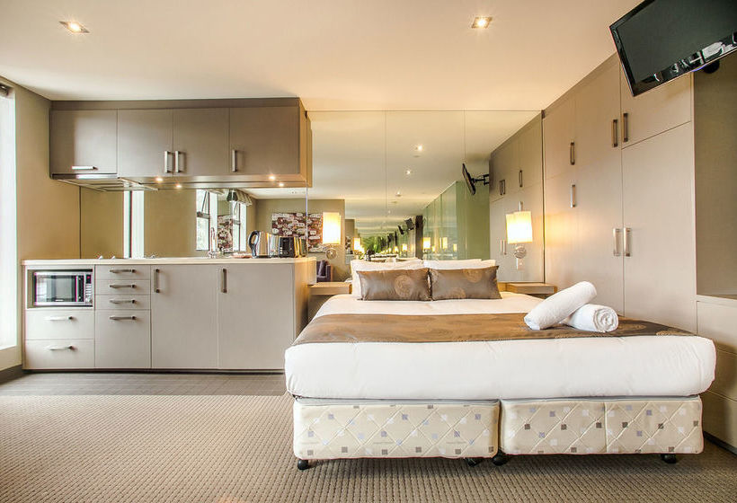 Comfy Kew Apartments | Kew | Victoria | Australia 10