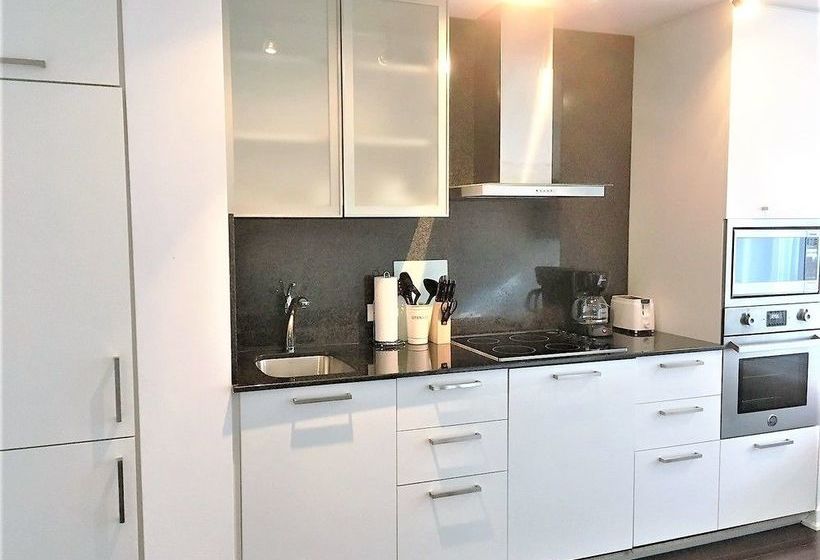 New One Bedroom Condo Downtown-cn Tower | Toronto | Ontario | Canada 11