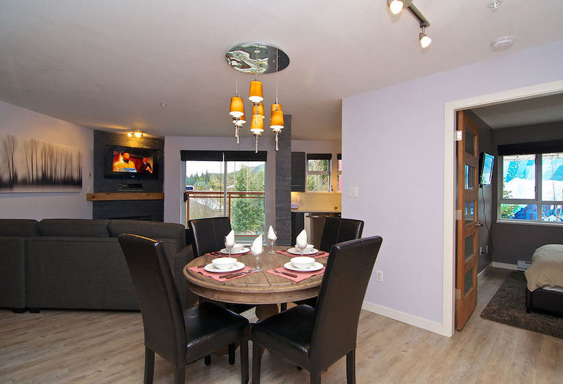 Harmony At Eagle Lodge | Whistler | British Columbia | Canada 4