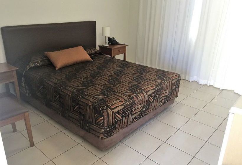 Swag Motel | Middlemount | Queensland | Australia 4