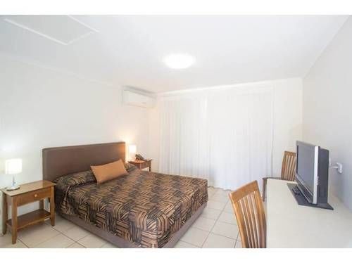 Swag Motel | Middlemount | Queensland | Australia 9