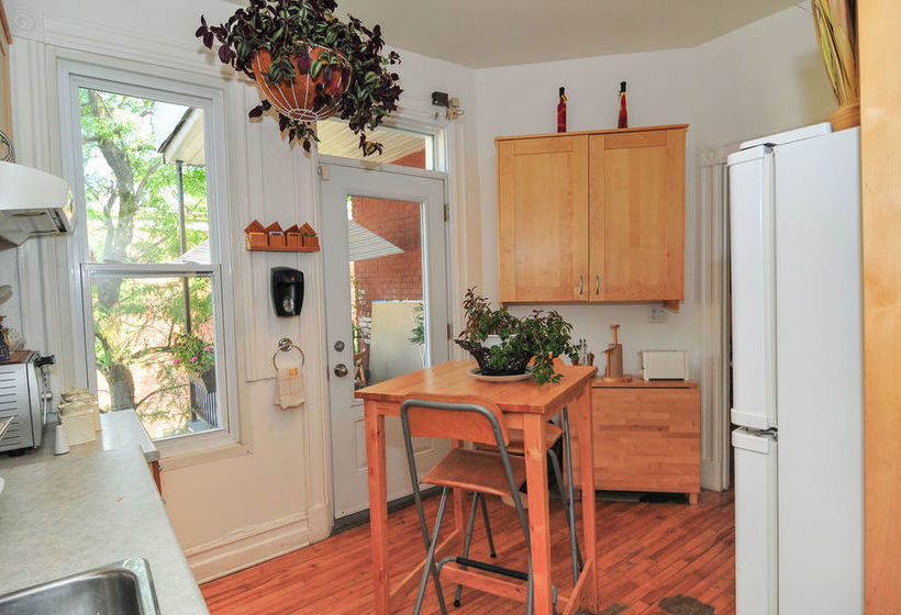 Bed and Breakfast Gite Maamm Bolduc | Montreal | Quebec | Canada 2