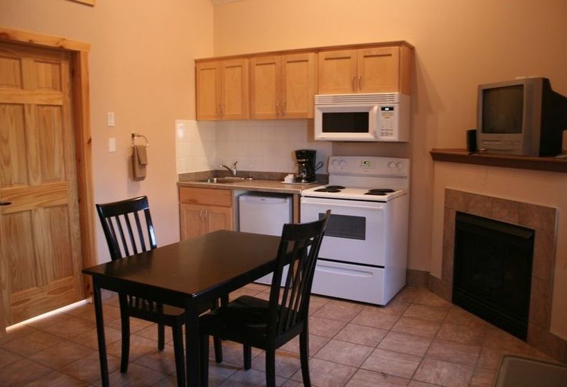 Happy Trails Campground & Cabins | Grande Prairie | Alberta | Canada 5