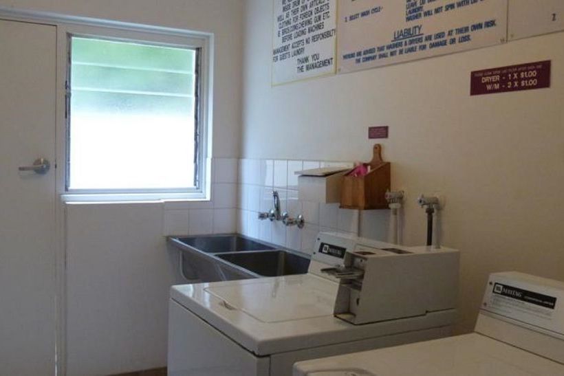 Glenelg Holiday Apartments - Corfu | Glenelg | South Australia | Australia 14