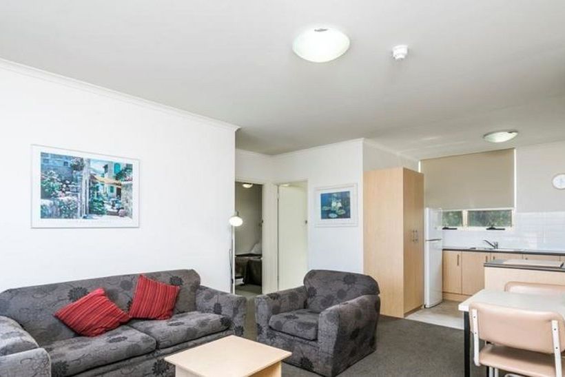 Glenelg Holiday Apartments - Corfu | Glenelg | South Australia | Australia 6