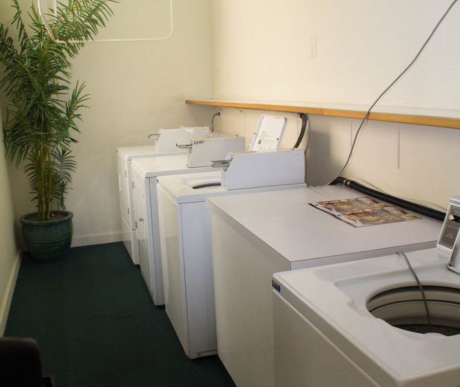 Hotel Gladstone Capricorn Apartments | Gladstone | Queensland | Australia 6