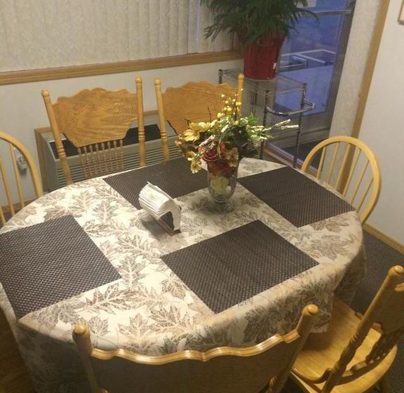 Satellite Motel | Medicine Hat | Alberta | Canada 15