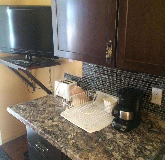 Satellite Motel | Medicine Hat | Alberta | Canada 19