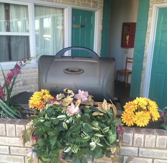 Satellite Motel | Medicine Hat | Alberta | Canada 3