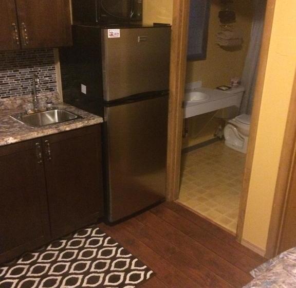 Satellite Motel | Medicine Hat | Alberta | Canada 6