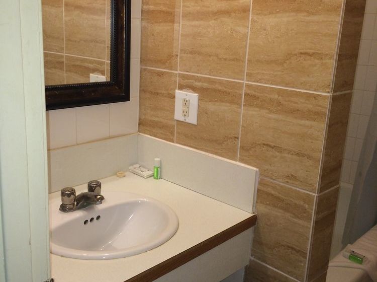 Hotel Esterhazy Motor | Esterhazy | Saskatchewan | Canada 19