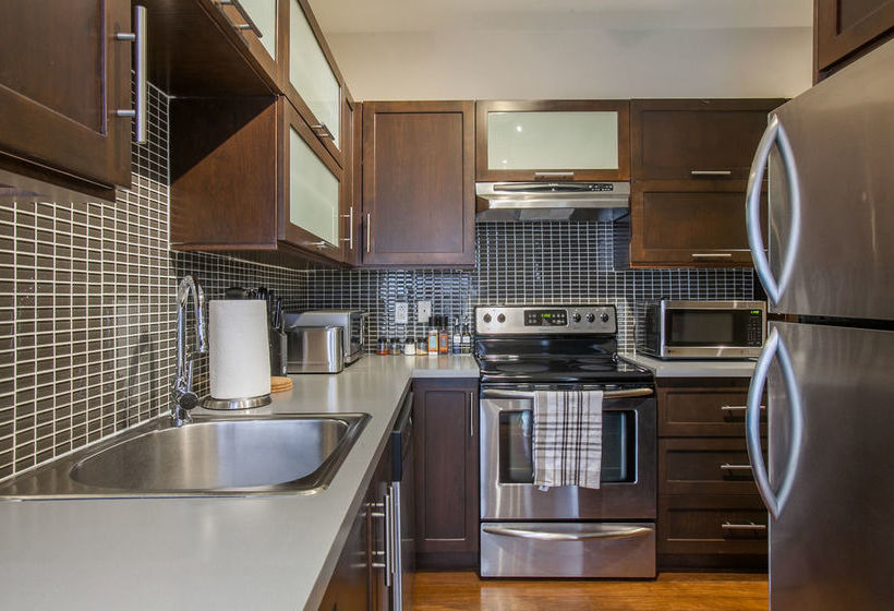 The Laurier | Montreal | Quebec | Canada 19