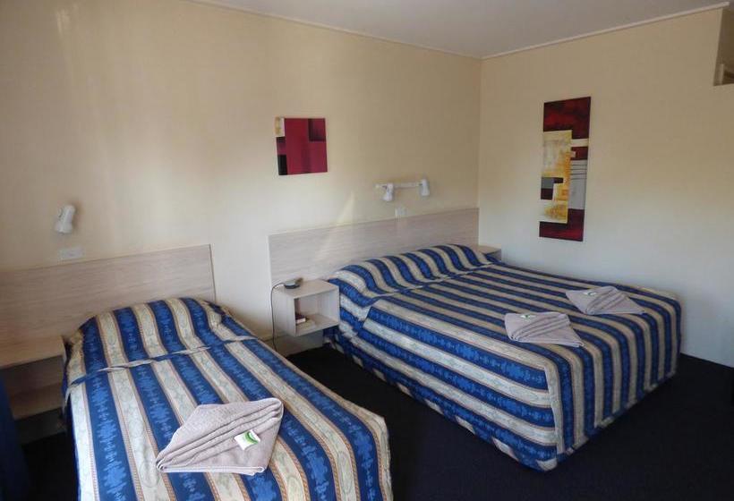 Red Chief Motel | Gunnedah | New South Wales | Australia 1