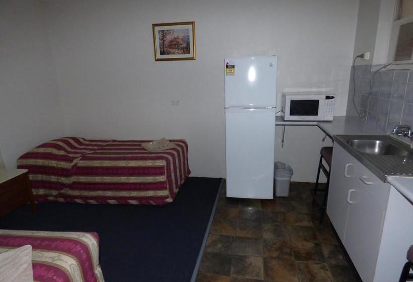 Red Chief Motel | Gunnedah | New South Wales | Australia 2