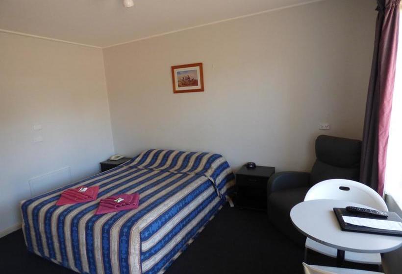 Red Chief Motel | Gunnedah | New South Wales | Australia 6