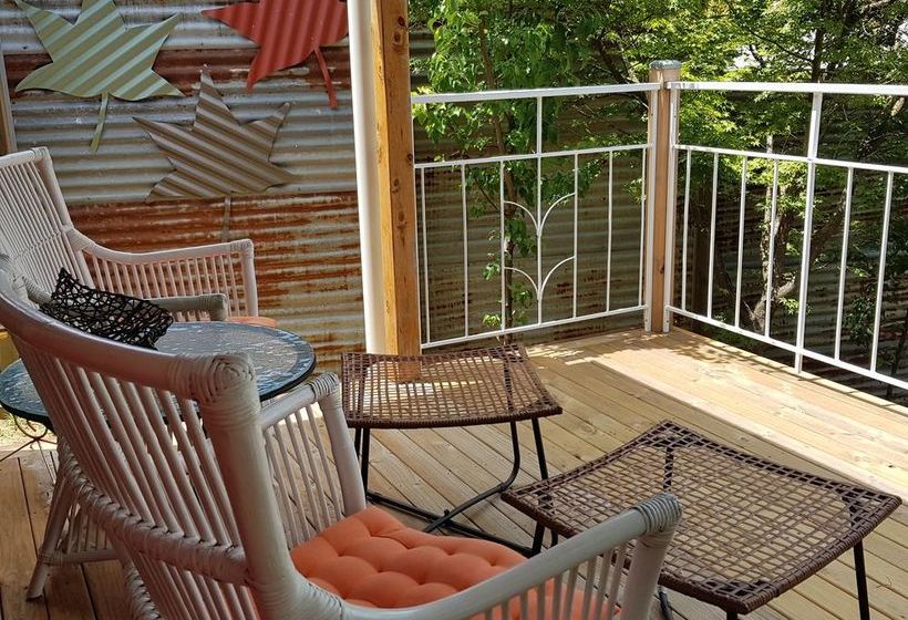 Bella Rouge Cottage | Bright | Victoria | Australia 12