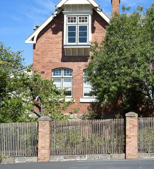 Bed and Breakfast Lowena Cafe And Accommodation | Hobart | Tasmania | Australia 17