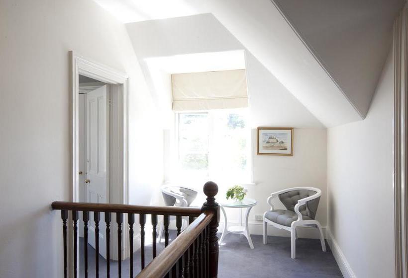 Bed and Breakfast Lowena Cafe And Accommodation | Hobart | Tasmania | Australia 8