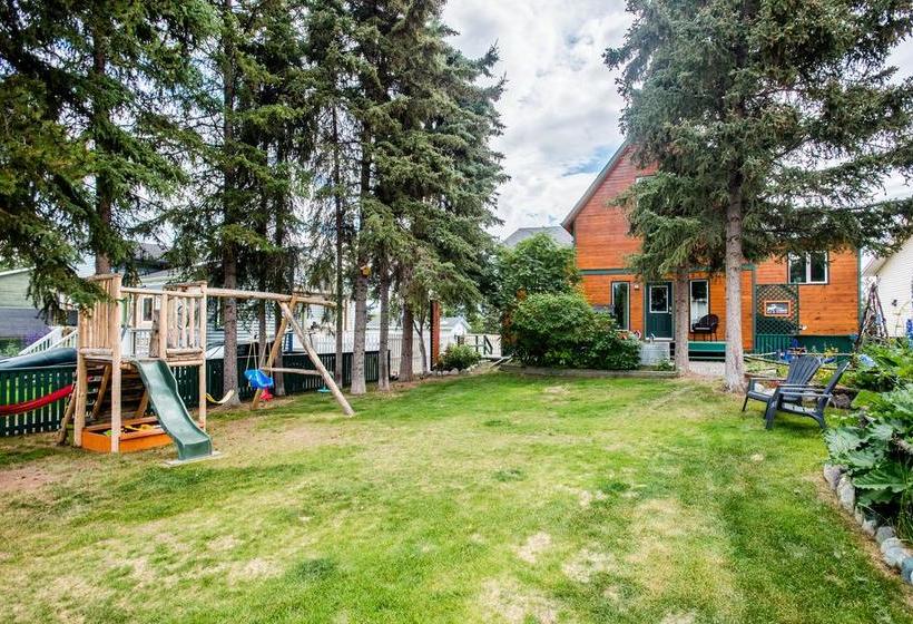 Urban Caribou Bed And Breakfast | Whitehorse | Yukon Territory | Canada 1