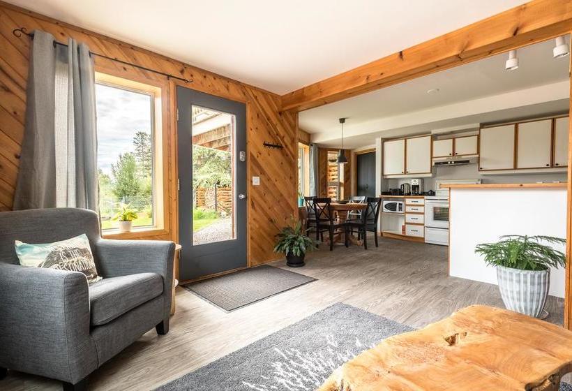 Urban Caribou Bed And Breakfast | Whitehorse | Yukon Territory | Canada 5