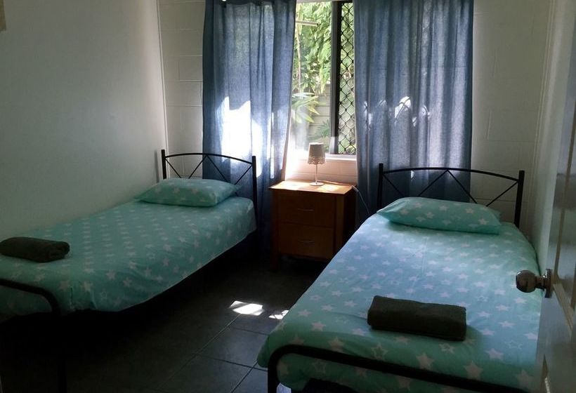 Driftaway Holiday Villas | Yorkeys Knob | Queensland | Australia 9