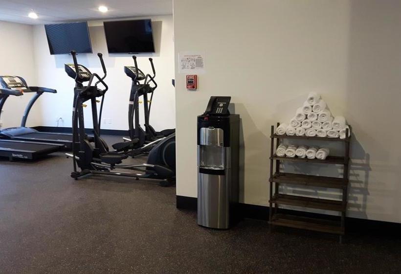 Hotel Encore Suites By Service Plus Inns | Grande Prairie | Alberta | Canada 4