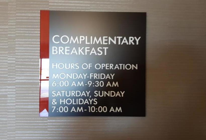 Hotel Encore Suites By Service Plus Inns | Grande Prairie | Alberta | Canada 6