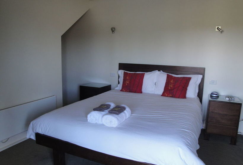 Off Mountain Accommodation | Merrijig | Victoria | Australia 1