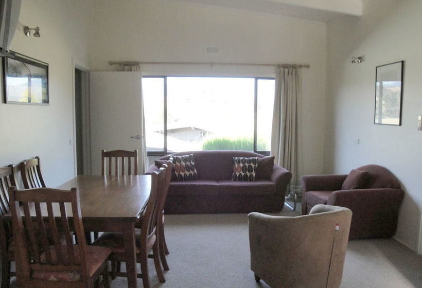 Off Mountain Accommodation | Merrijig | Victoria | Australia 16