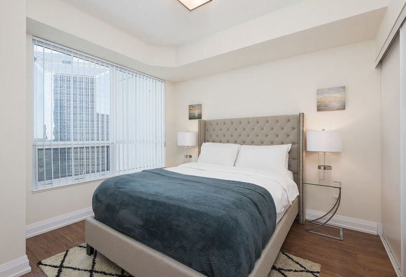 Diamond Vacation Homes Yonge Sheppard | Toronto | Ontario | Canada 2