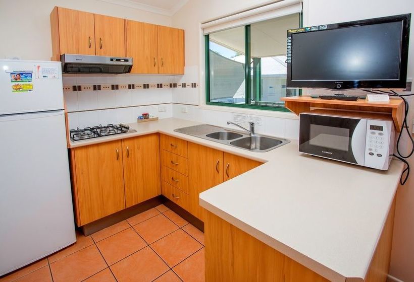 Hotel Big4 Bowen Coral Coast Beachfront Holiday Park | Bowen | Queensland | Australia 12