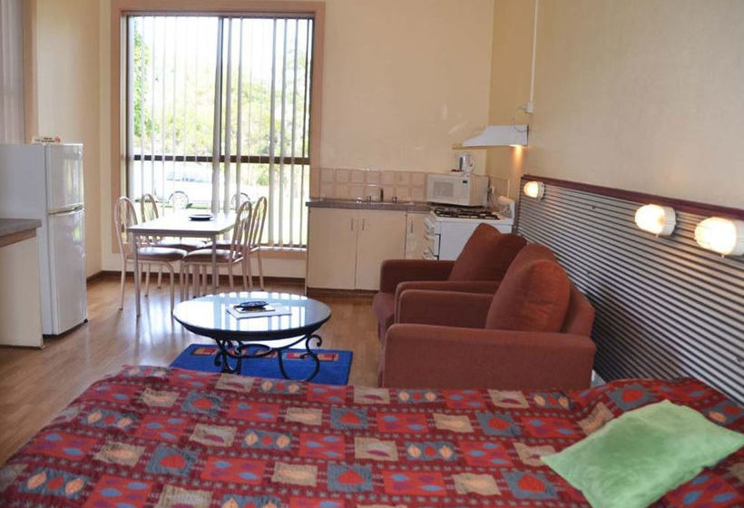Hotel Blue Lake Holiday Park | Mount Gambier | South Australia | Australia 4