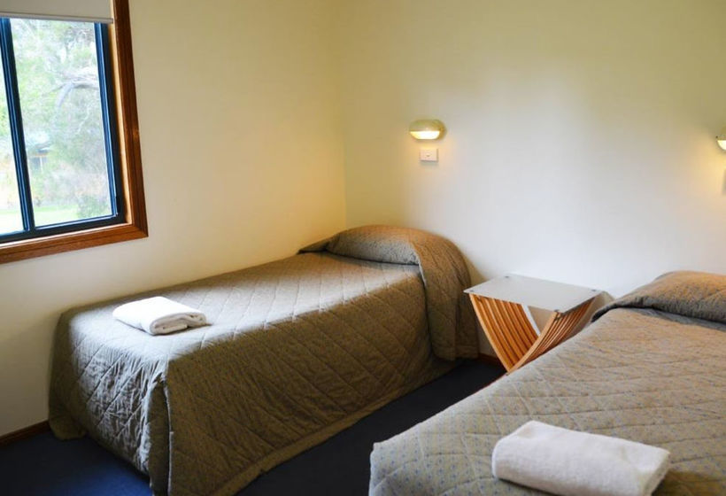 Hotel Blue Lake Holiday Park | Mount Gambier | South Australia | Australia 7