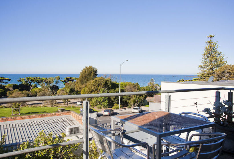 Phoenix Apartments Lorne