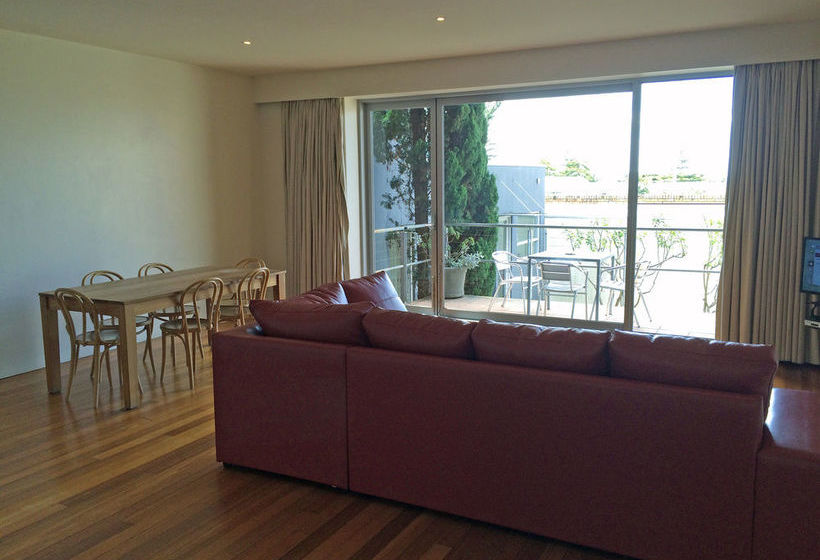 Phoenix Apartments | Lorne | Victoria | Australia 6