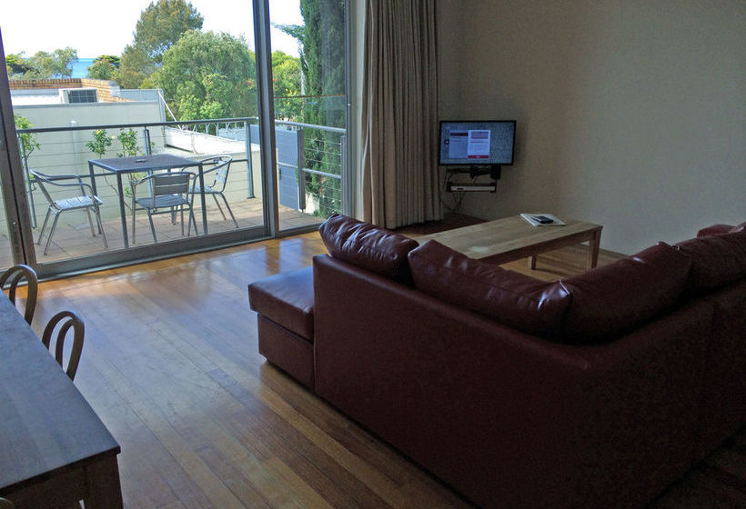 Phoenix Apartments | Lorne | Victoria | Australia 8