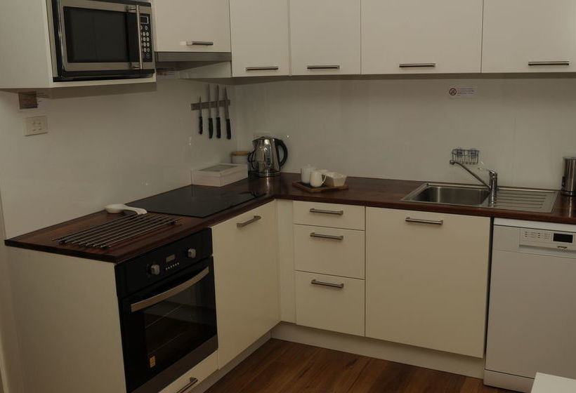 House On The Hill | Cessnock | New South Wales | Australia 15