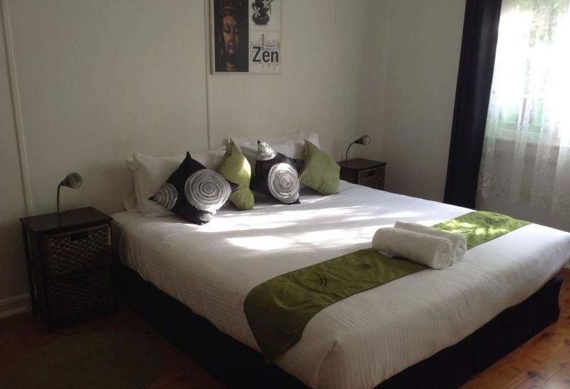 House On The Hill | Cessnock | New South Wales | Australia 9