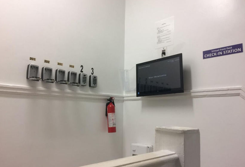 Likeahotel - Le Chambord | Montreal | Quebec | Canada 1