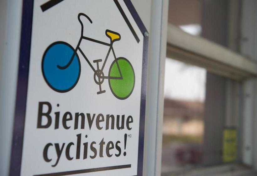 Au Doc Motel | Repentigny | Quebec | Canada 4